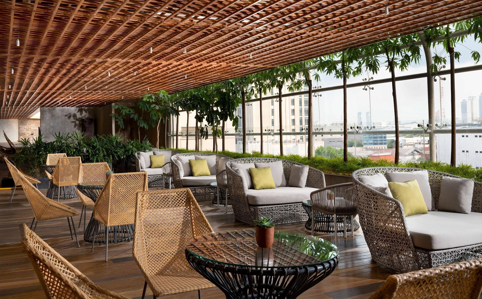 Hotel Doubletree By Hilton Surabaja Zewnętrze zdjęcie