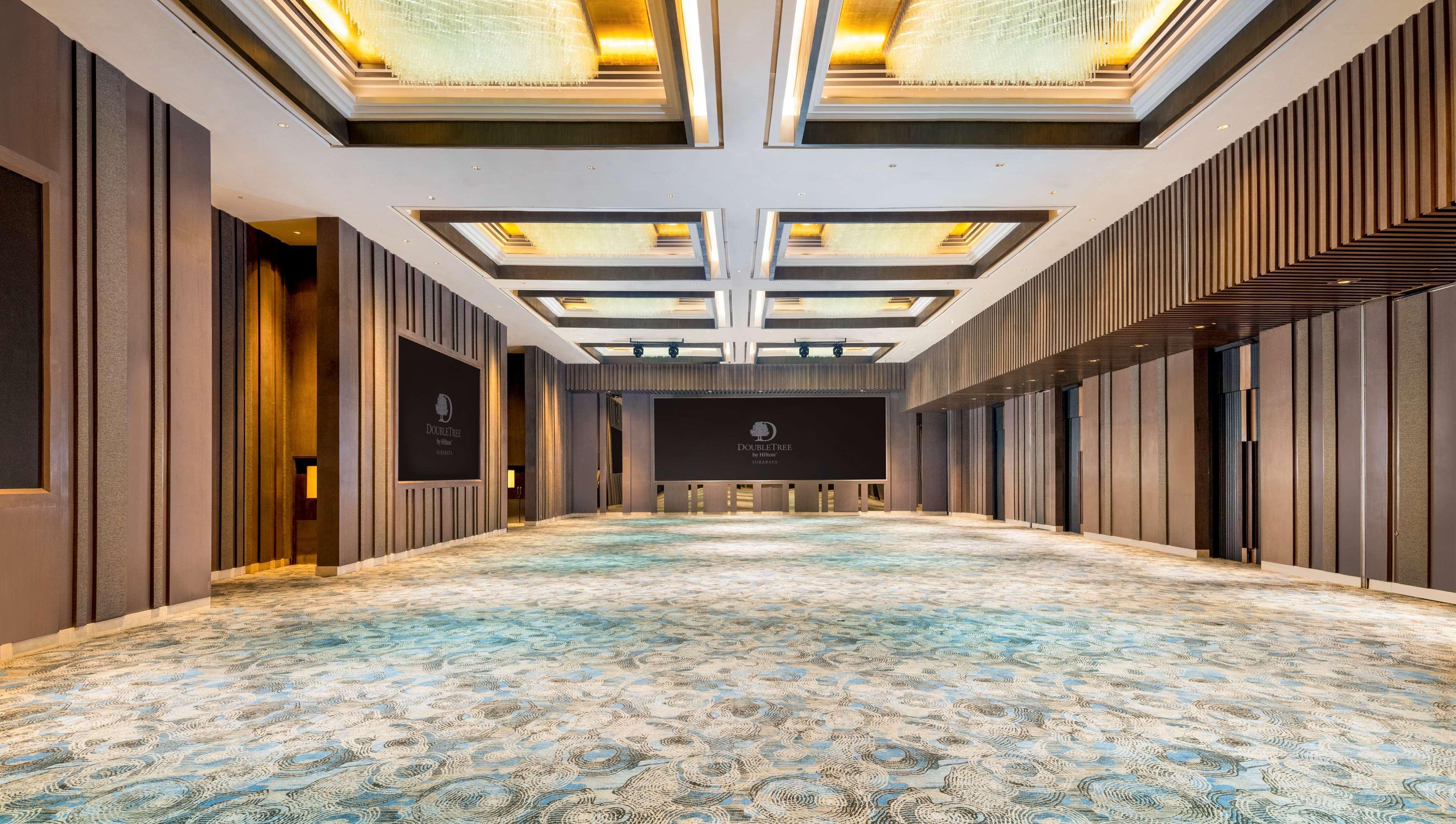 Hotel Doubletree By Hilton Surabaja Zewnętrze zdjęcie
